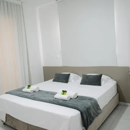 Nissi Route 76 Apartman Ajía Nápa