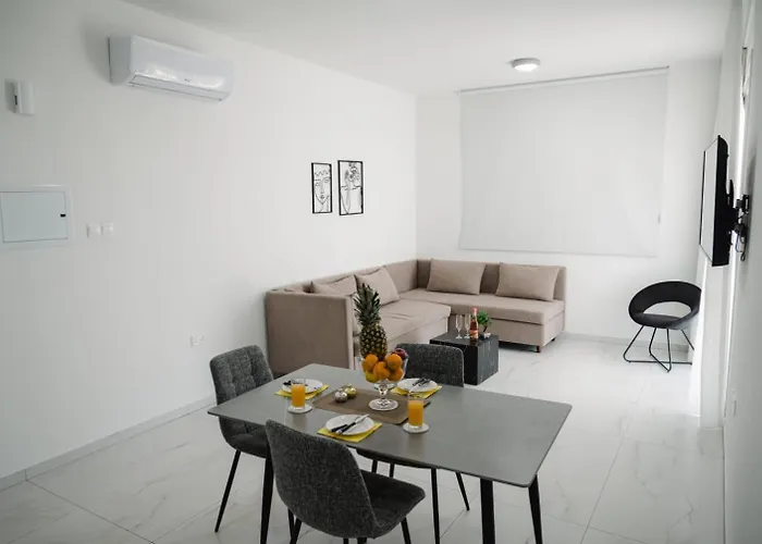 Nissi Route 76 Apartamento *