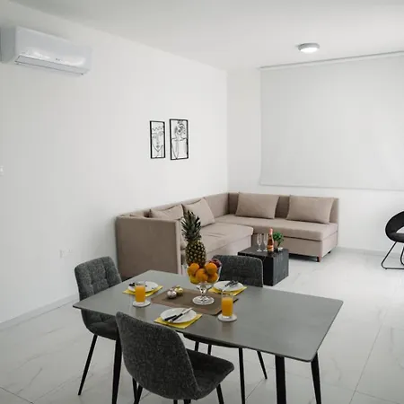 Nissi Route 76 Appartement *