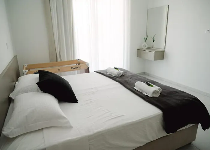 Apartamento Nissi Route 76